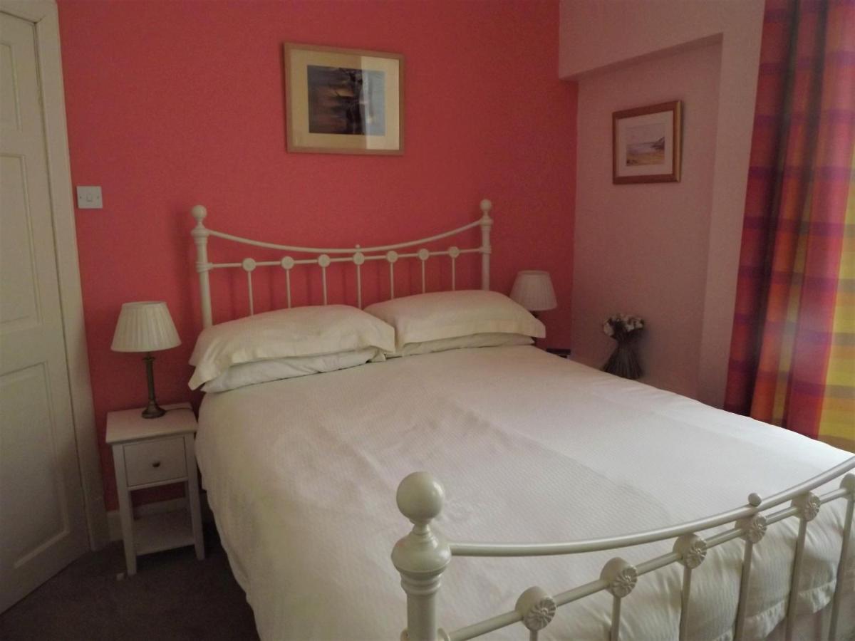 Sydney House Bed & Breakfast Cromarty Exterior photo