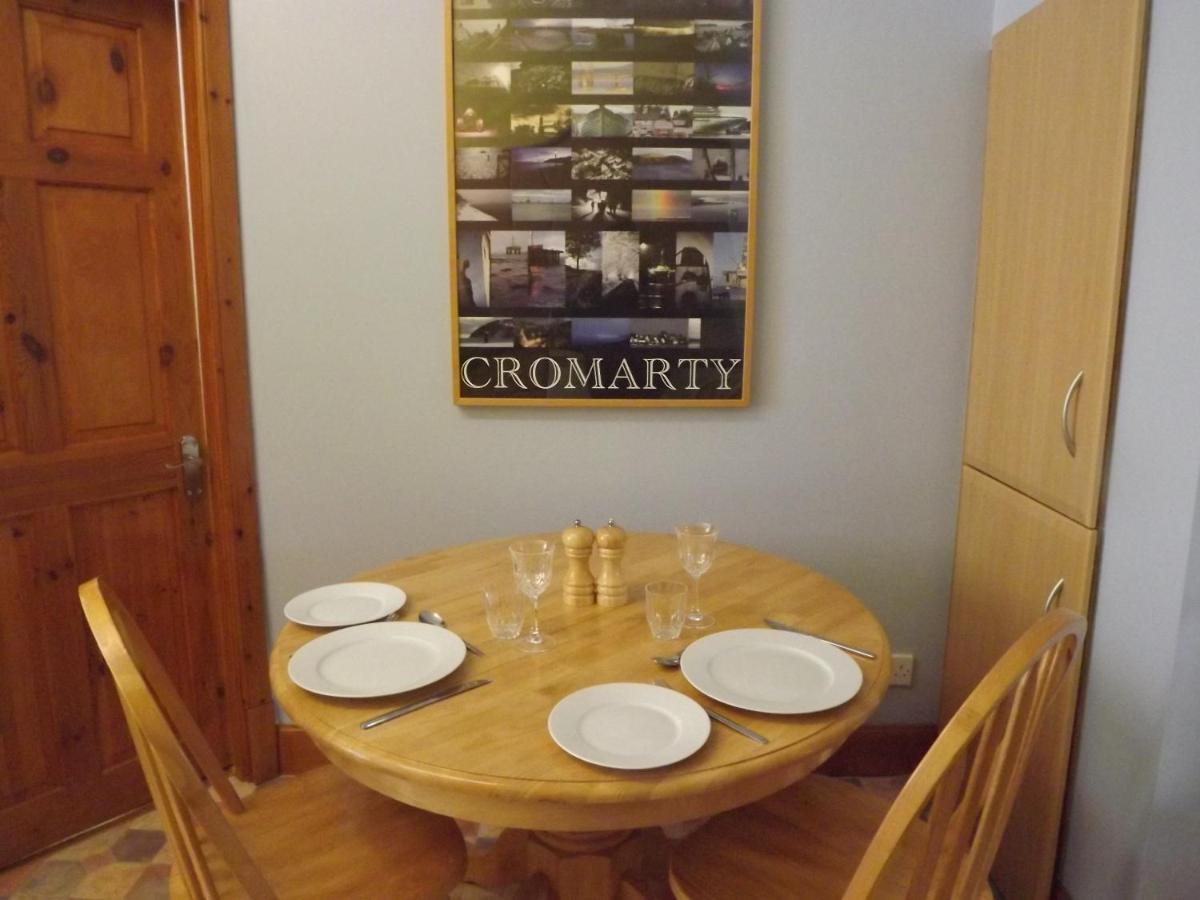 Sydney House Bed & Breakfast Cromarty Exterior photo